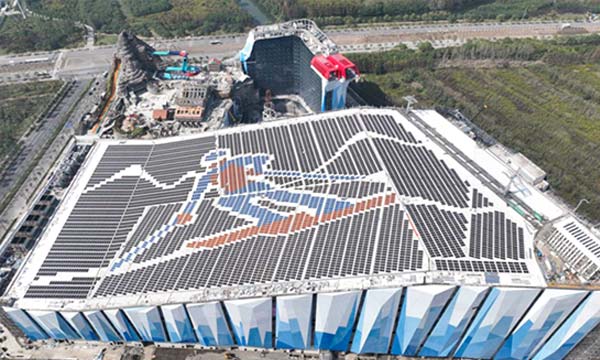 تم الانتهاء من مشروع Mibet Shanghai 3MW Metal Rooftop Solar
        