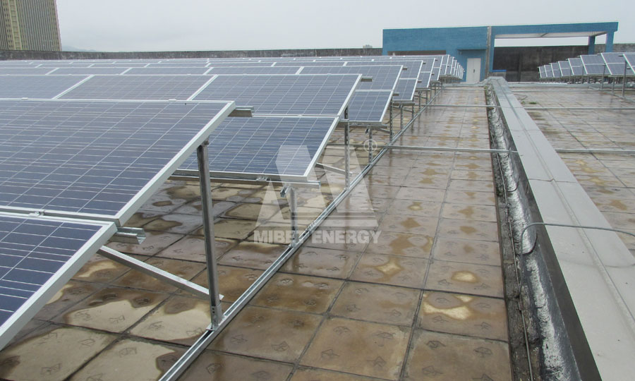 أنظمة تركيب السقف الشمسي في الصين